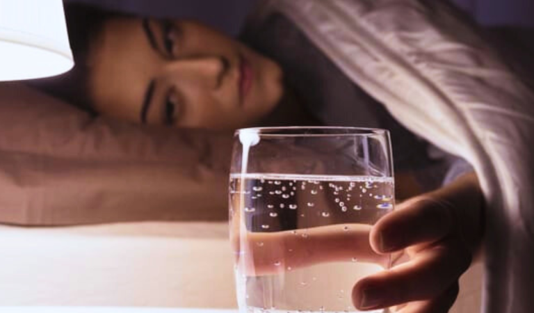 6 Reasons to Avoid Leaving a Glass of Water Near Your Bed