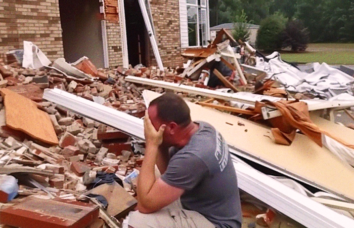 Son Who Didn’t Visit His Mother for Years Comes and Sees Her House Destroyed