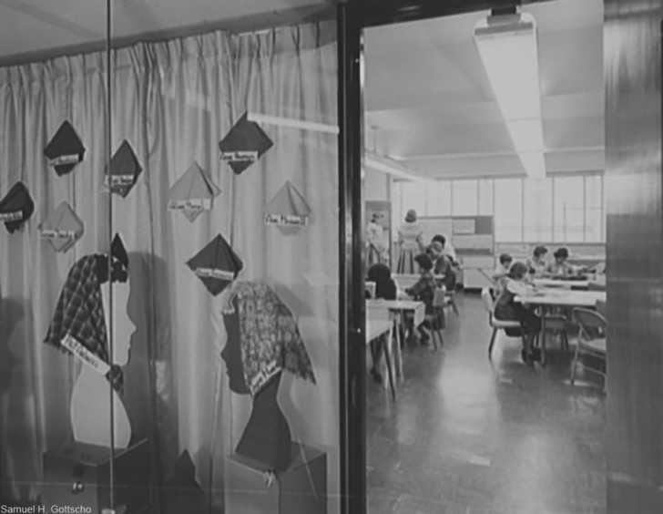 Displays were common for home ec classes. Via/ Library of Congress