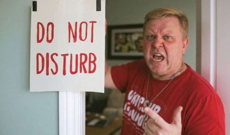 My Husband Refused to Help with the Kids and Hung a “Do Not Disturb” Sign on His Office Door – What I Did Next Left Him Red-Faced